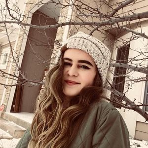 Meet your Posher, Hannah